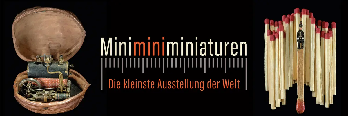 Ein Plakat für eine Ausstellung namens "Miniminiminiaturen" mit einer Walnuss und Streichhölzern.